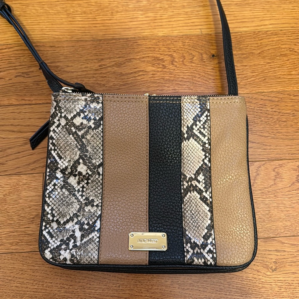 Nine West Reptile NudeBlack Crossbody Bag